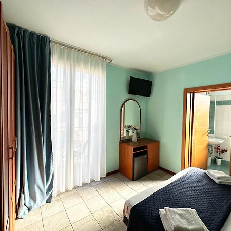 Hotel Kennedy Rimini Exterior foto