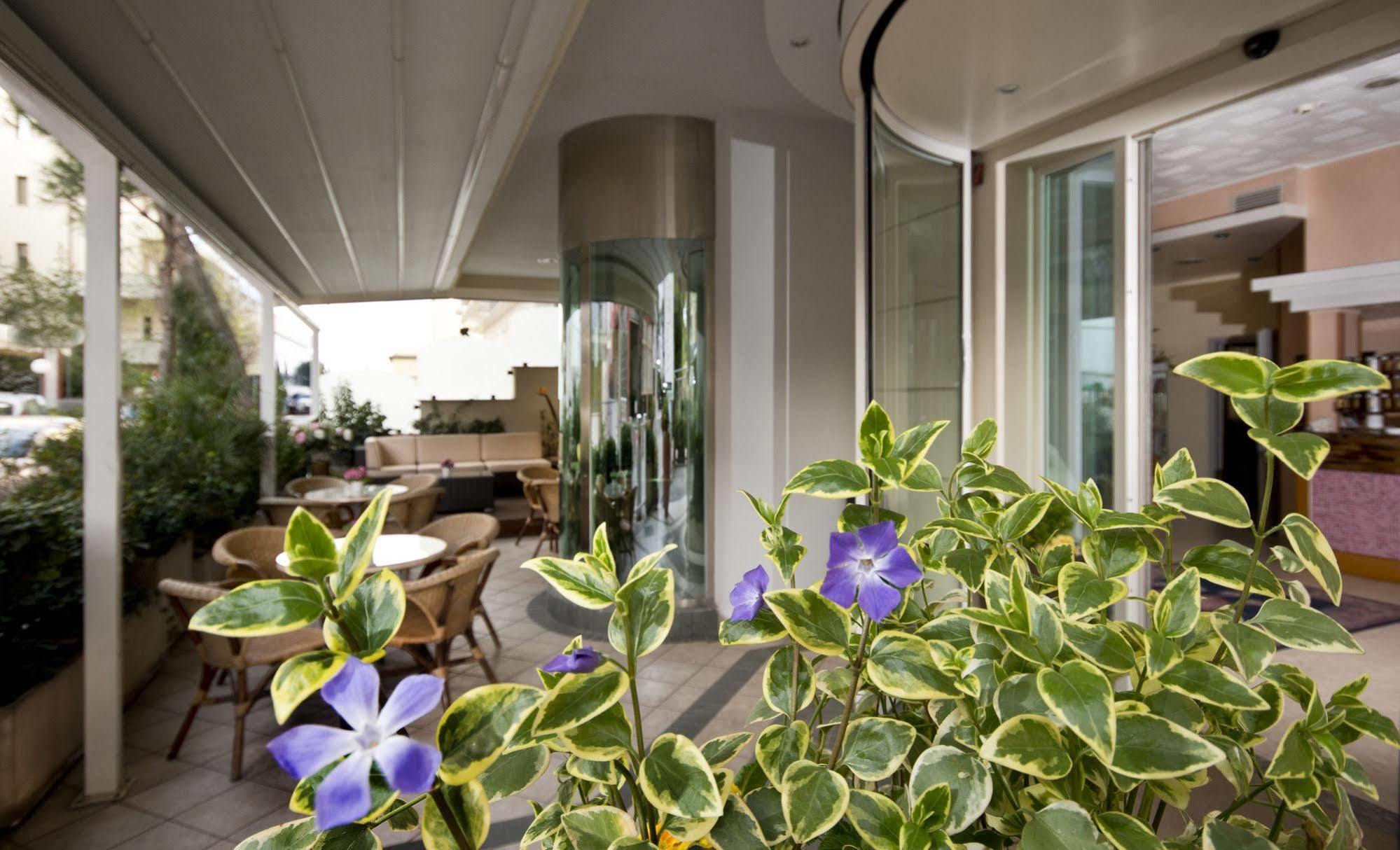 Hotel Kennedy Rimini Exterior foto